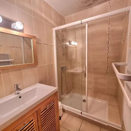 Grand Pour 12 Pers. Avec Balcon Sud, Wifi, Parking Et Proche Pistes - St Michel De Chaillol - Fr-1-393-11 *